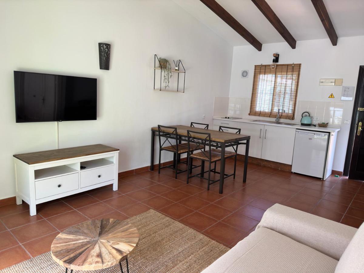 Banus Lodge Marbella Bagian luar foto