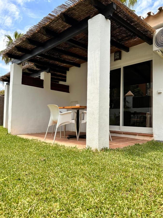Banus Lodge Marbella Bagian luar foto