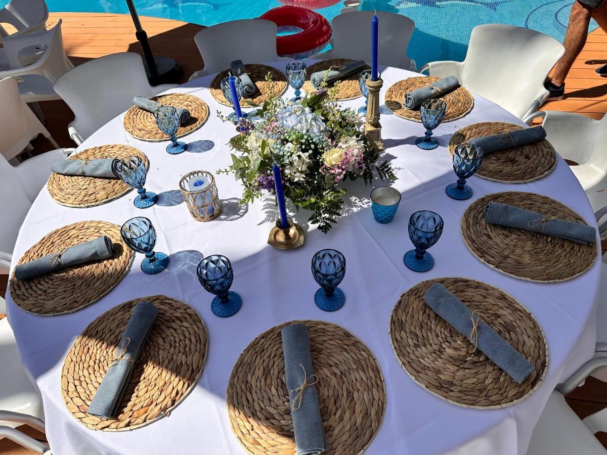 Banus Lodge Marbella Bagian luar foto