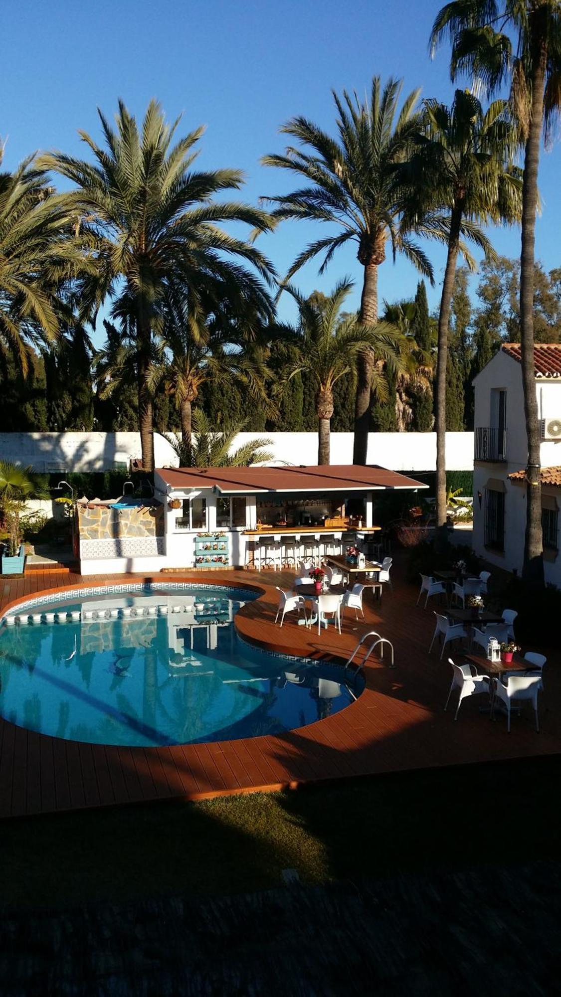 Banus Lodge Marbella Bagian luar foto