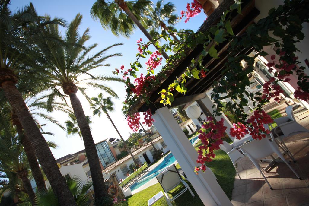 Banus Lodge Marbella Bagian luar foto